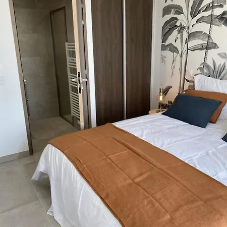 Sambro - Jacuzzi Et Piscine Chauffee Vue - 4 Etoiles 雷以桑布尔